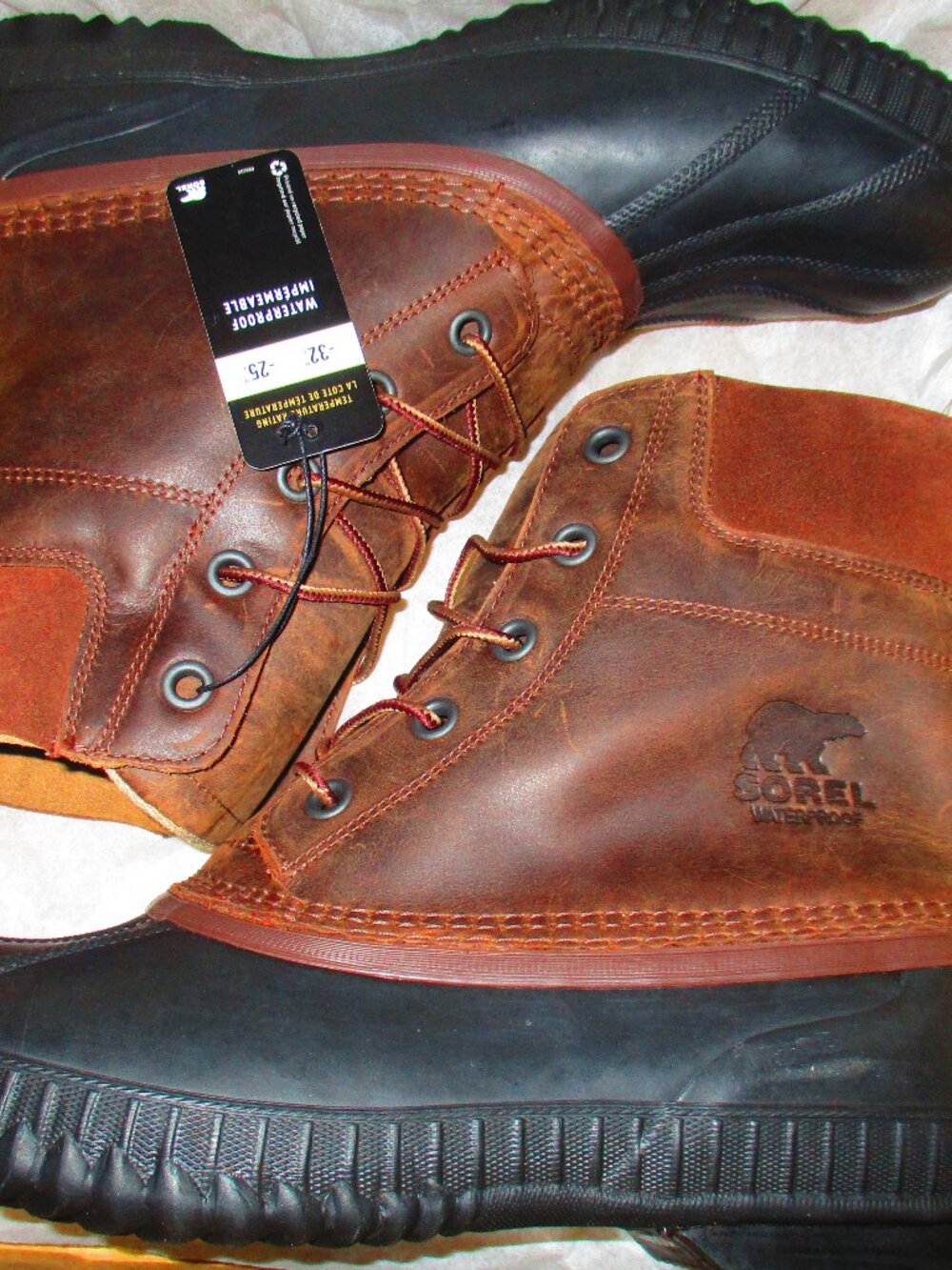 Sorel Cheyenne II Men's Boots Size 15, Brand New Never Worn with Tags and Box